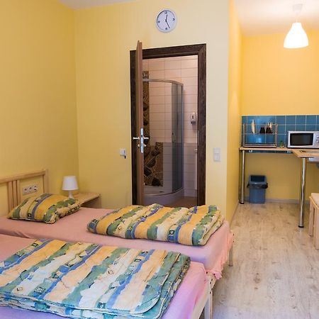 Fortuna Hostel Vilnius Ngoại thất bức ảnh